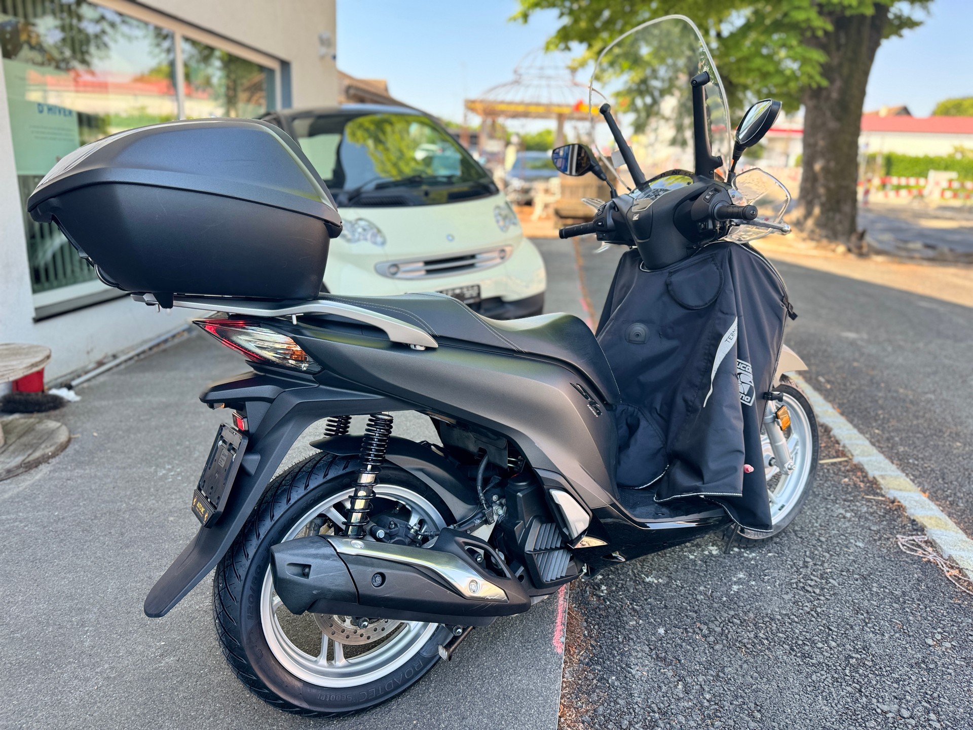 HONDA SH 125 i-image-5