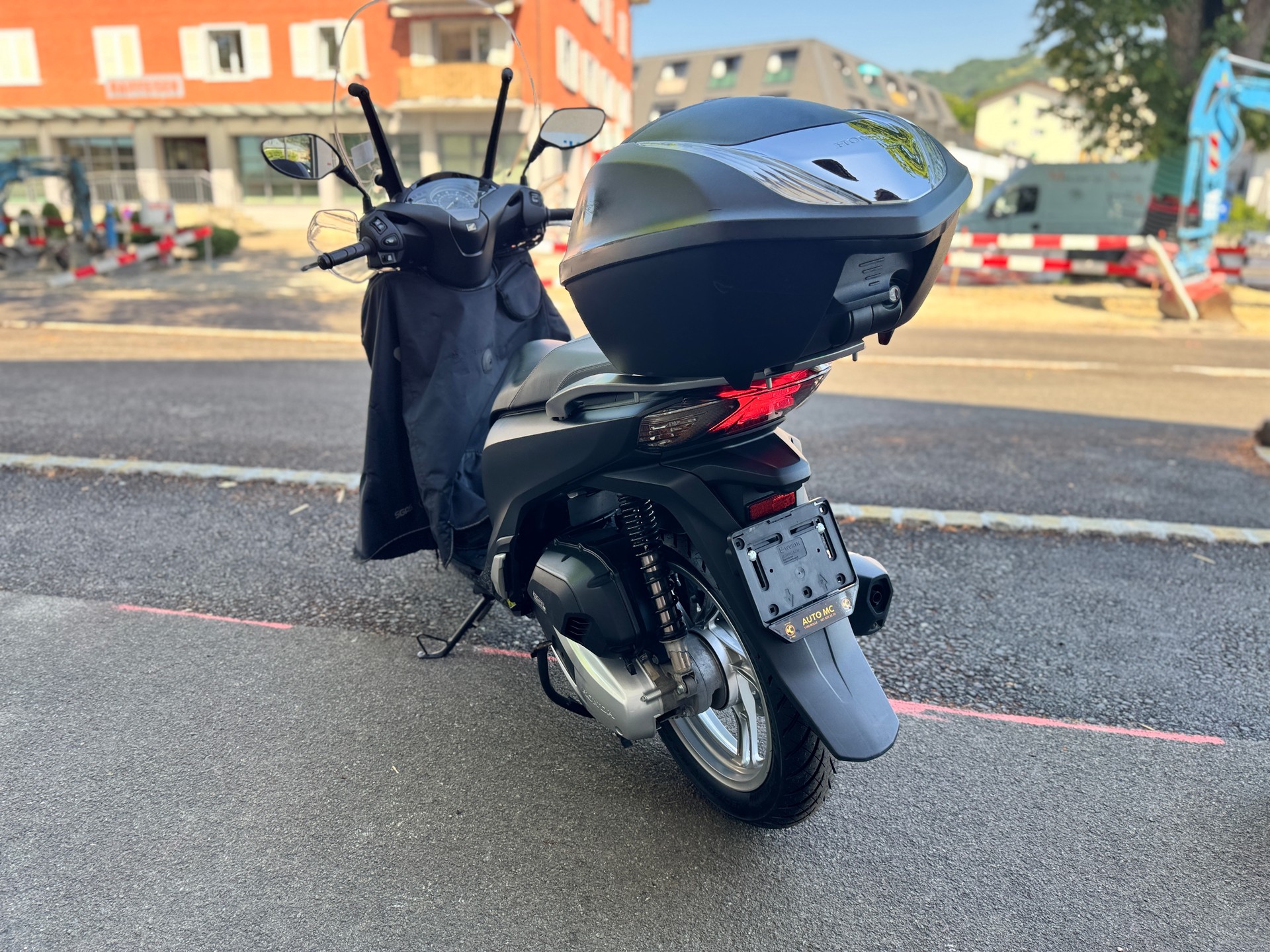 HONDA SH 125 i-image-7