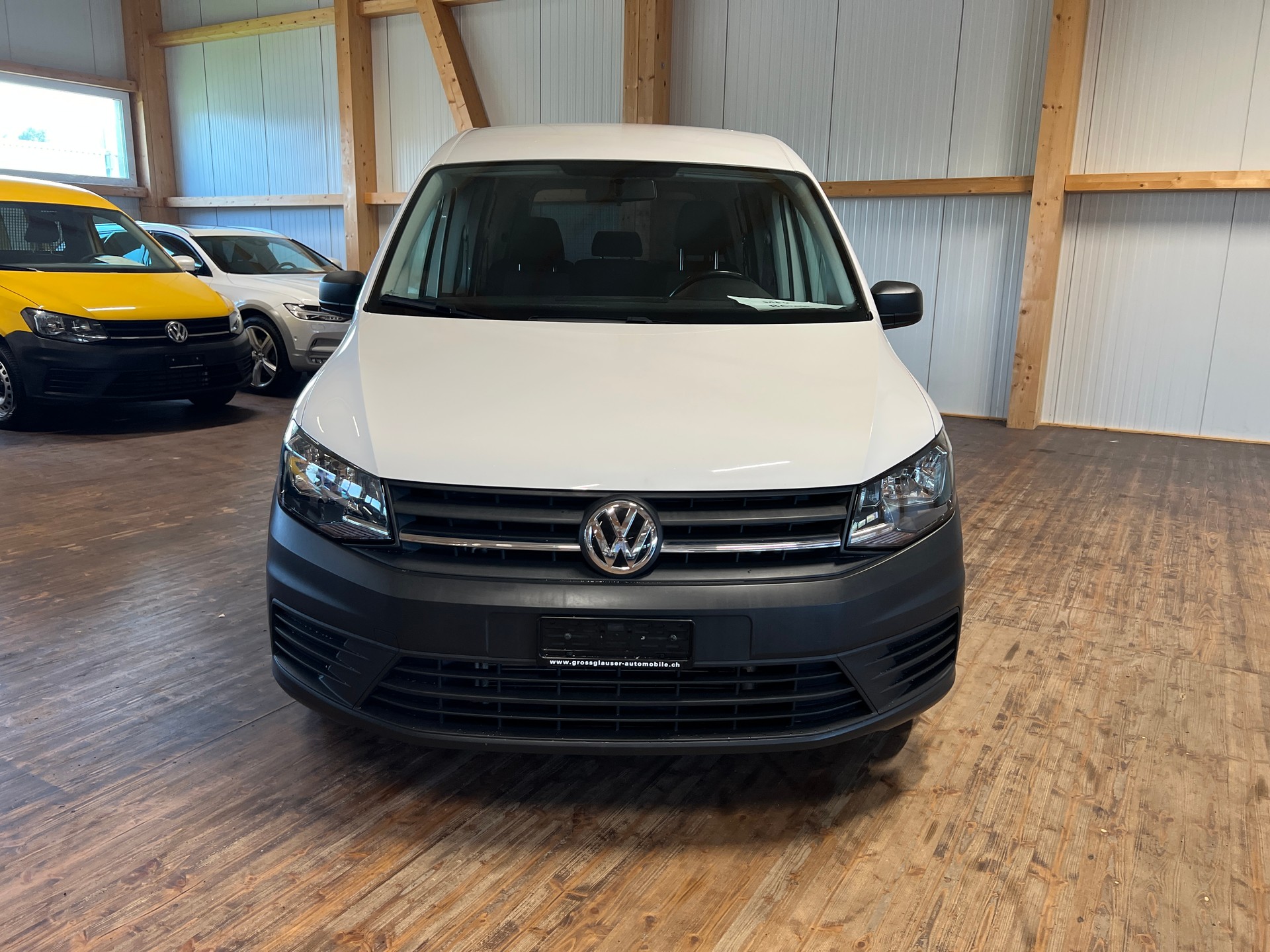 VW Caddy 2.0TDI Entry BlueMotion Technology-image-1