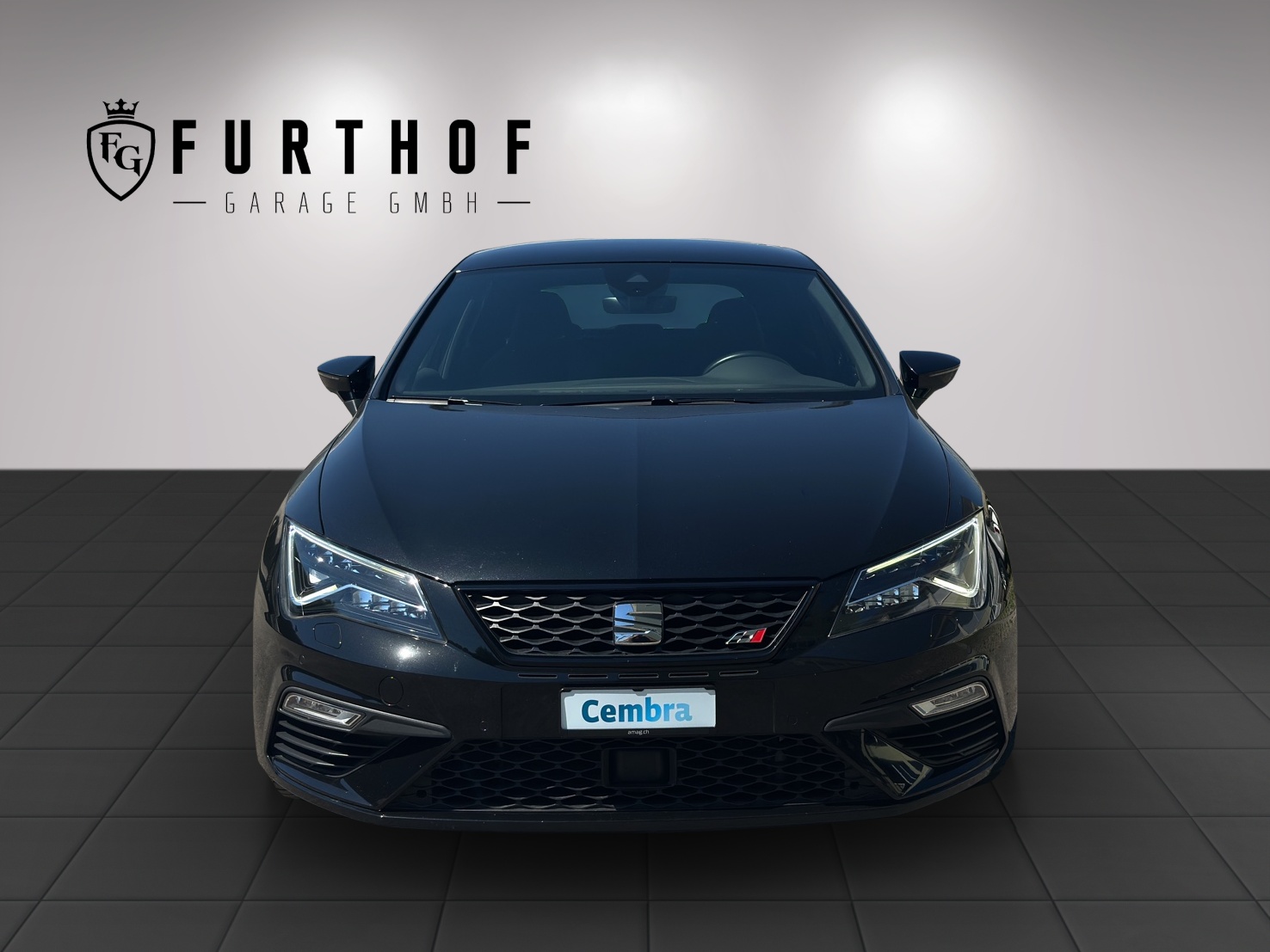 SEAT Leon 2.0 TSI Cupra 300 DSG-image-4