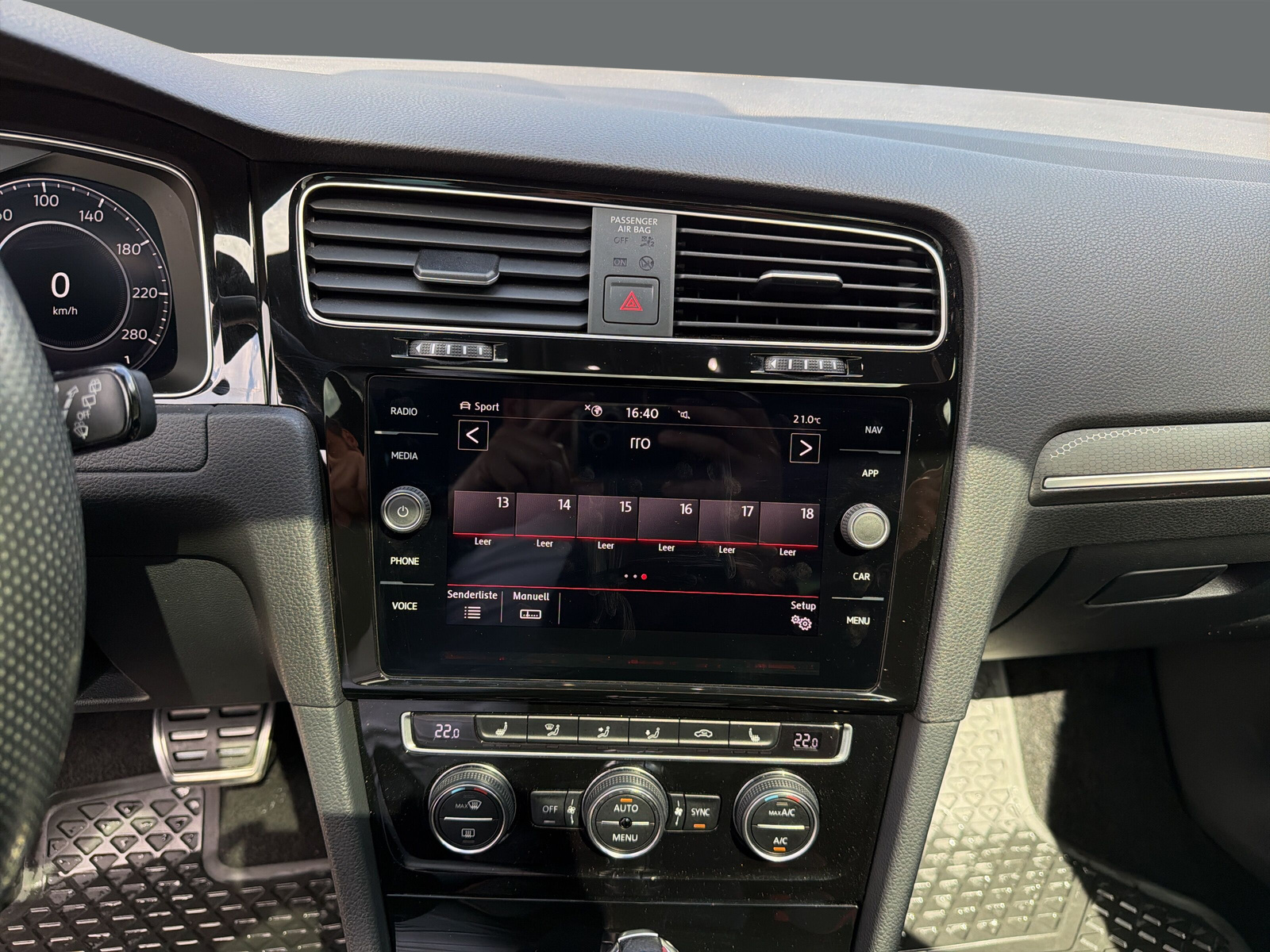 VW Golf 2.0 TSI GTI TCR-image-15