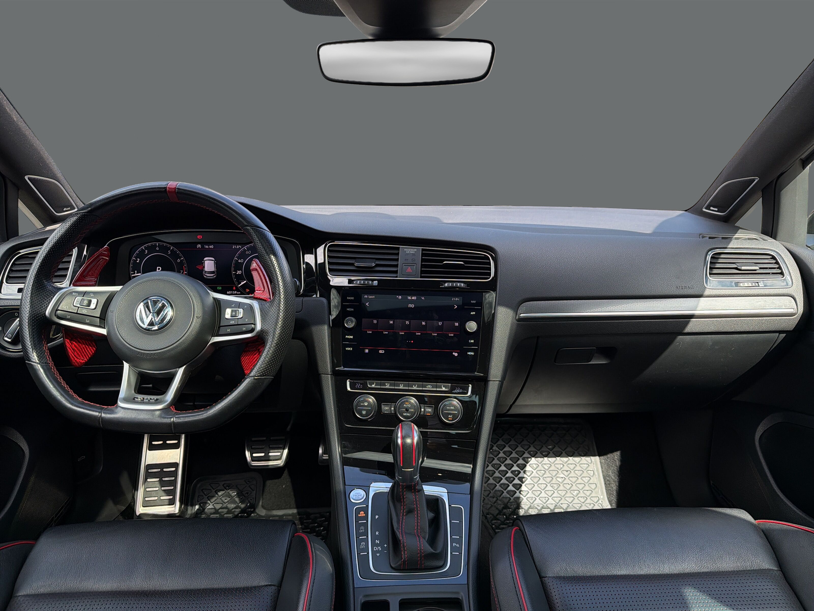 VW Golf 2.0 TSI GTI TCR-image-12