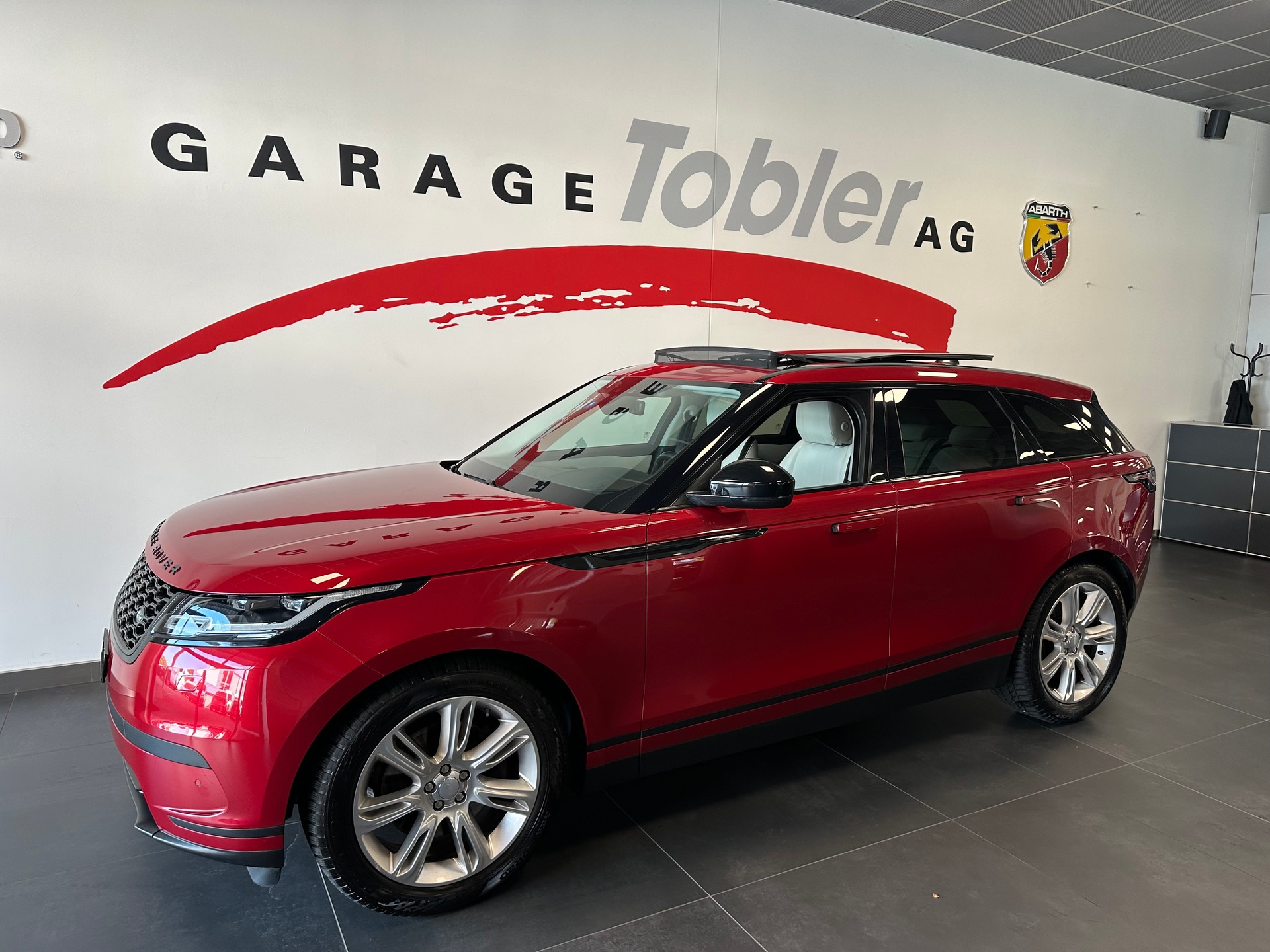 LAND ROVER Range Rover Velar D 275 S Automatic-image-1