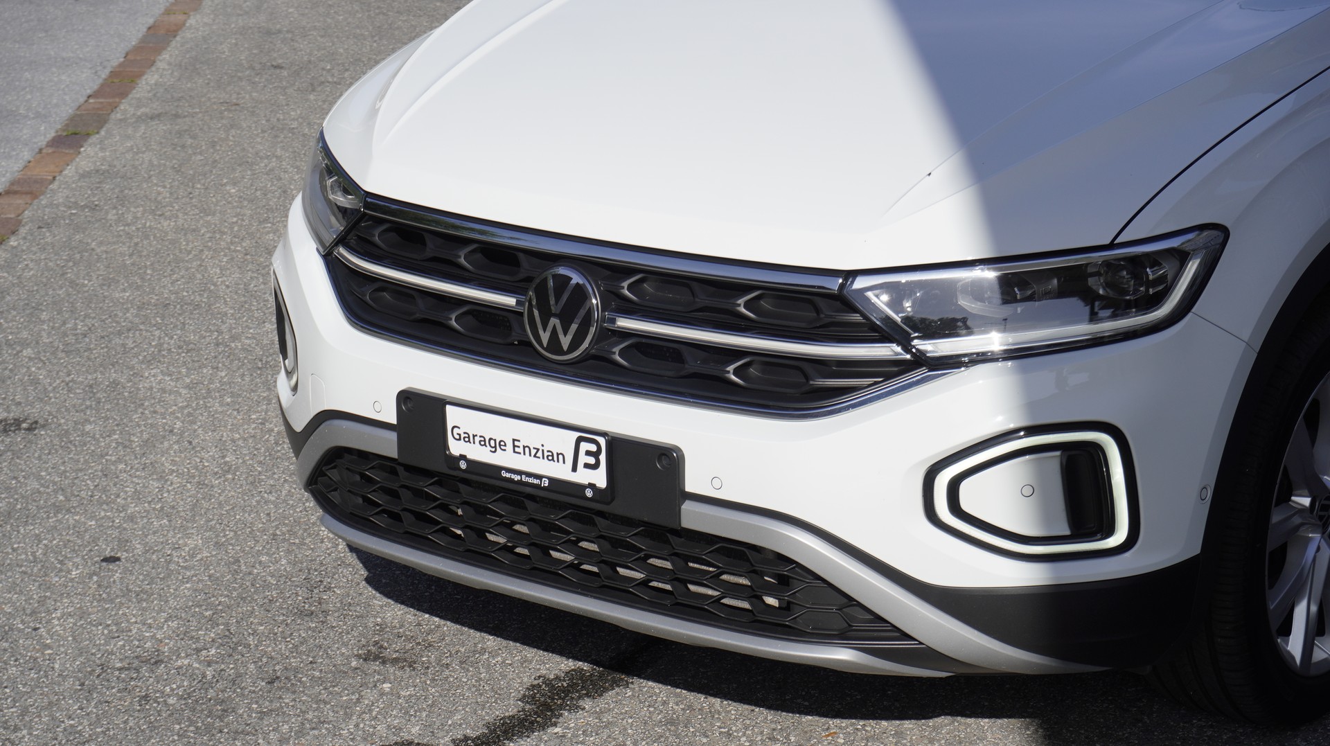 VW T-Roc 2.0 TSI Style DSG 4Motion-image-13