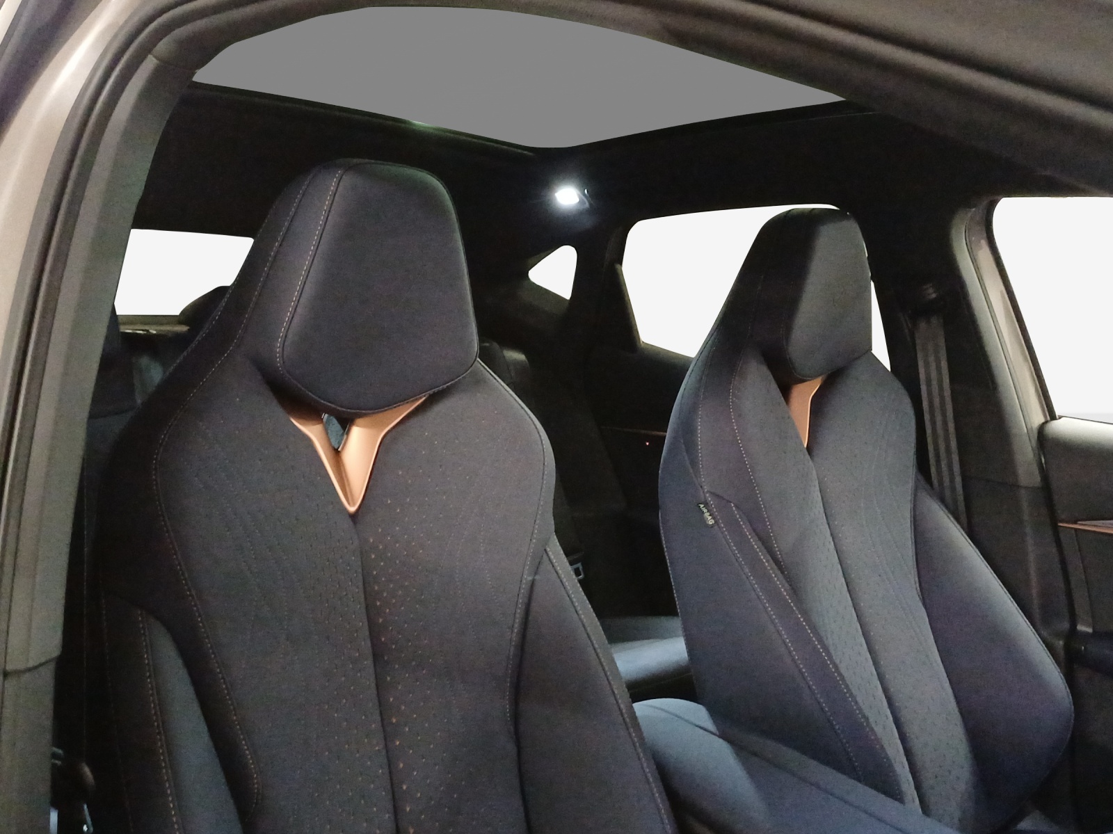 CUPRA Tavascan Type 9 77 kWh Adrenaline-image-8