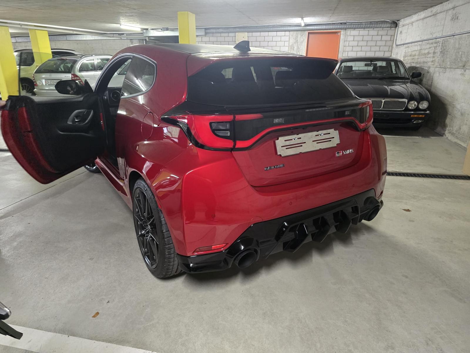 TOYOTA 1.6 Turbo Sport 4x4-image-1