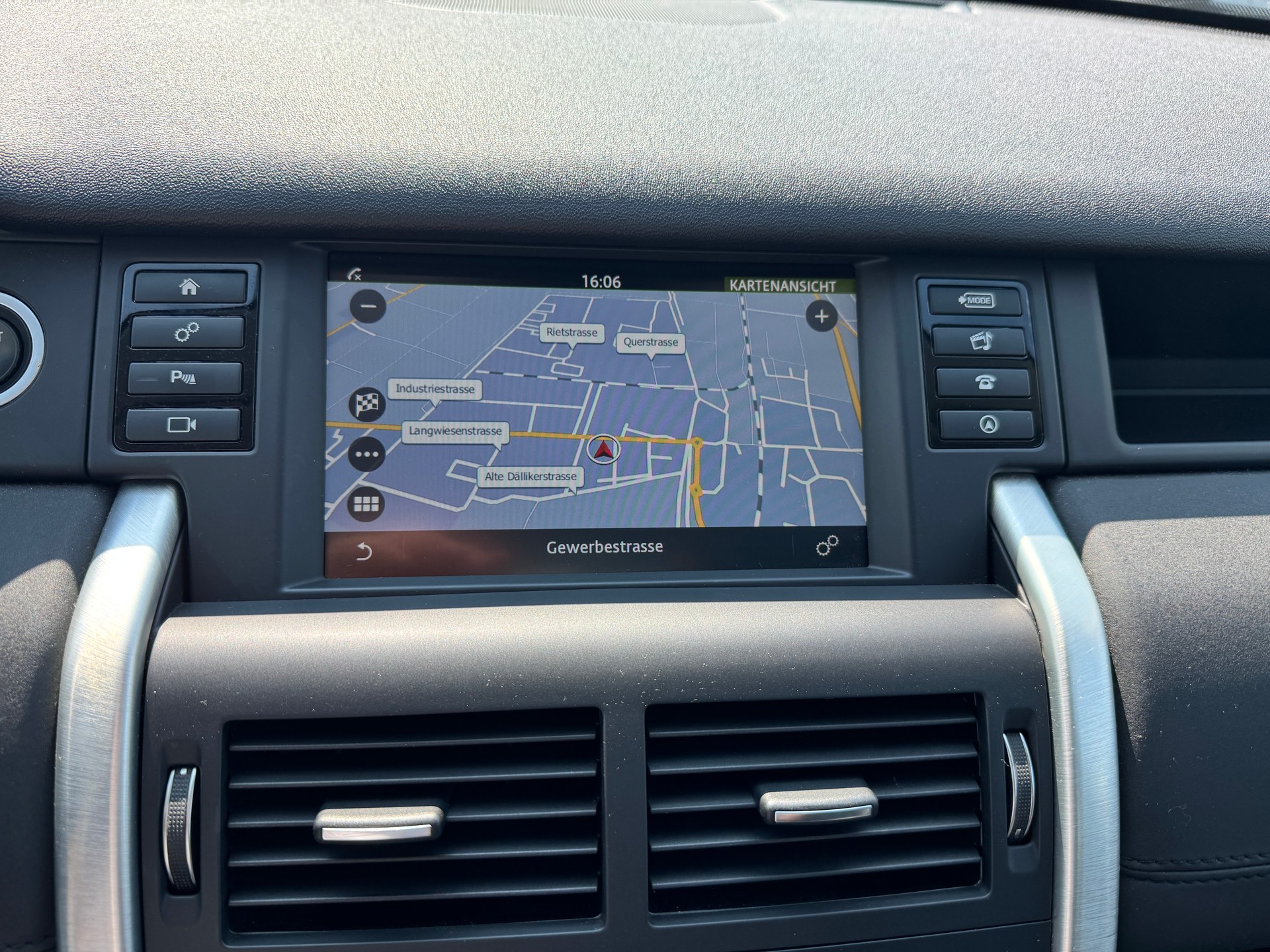 LAND ROVER Discovery Sport 2.0 Si4 HSE AT9-image-8