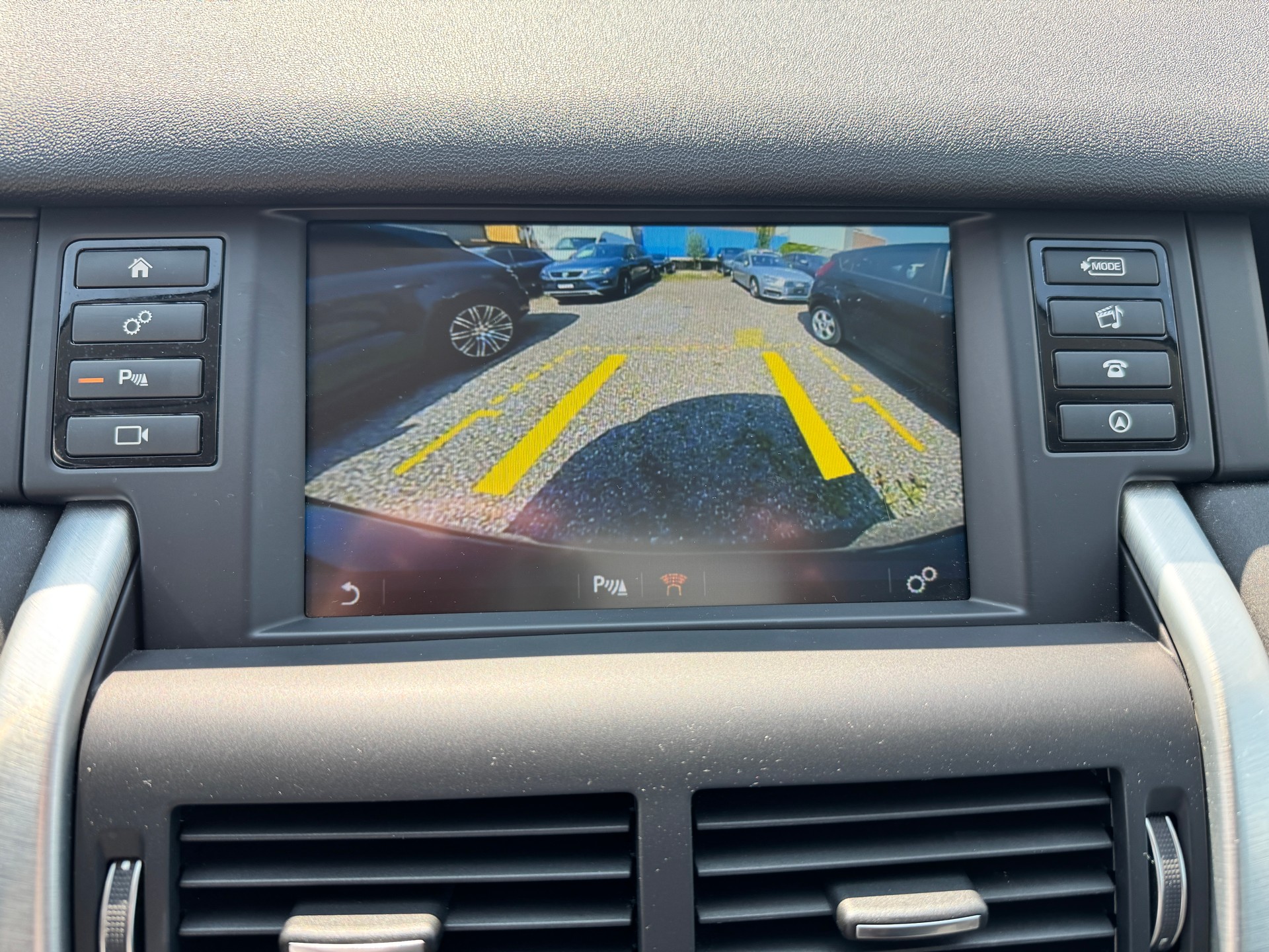 LAND ROVER Discovery Sport 2.0 Si4 HSE AT9-image-9