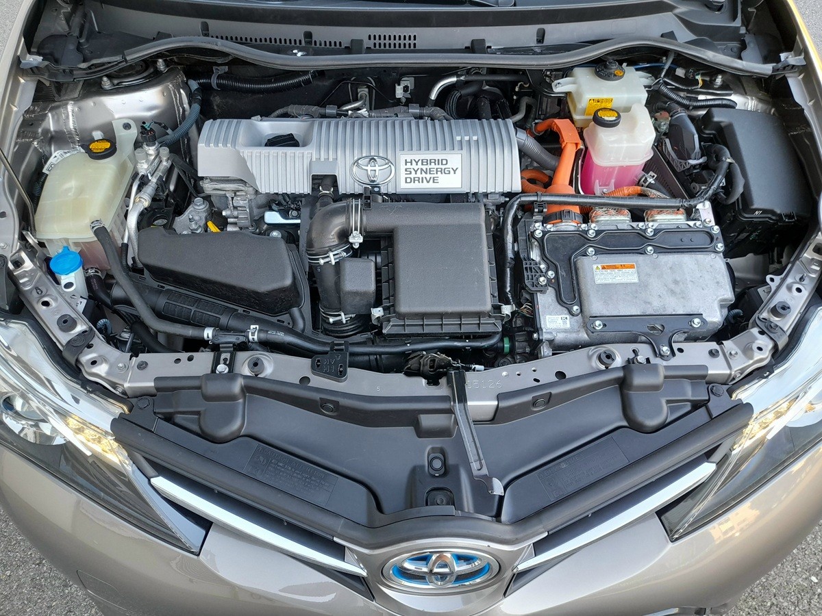 TOYOTA Auris Touring Sports 1.8 16V HSD Linea Sol-image-10