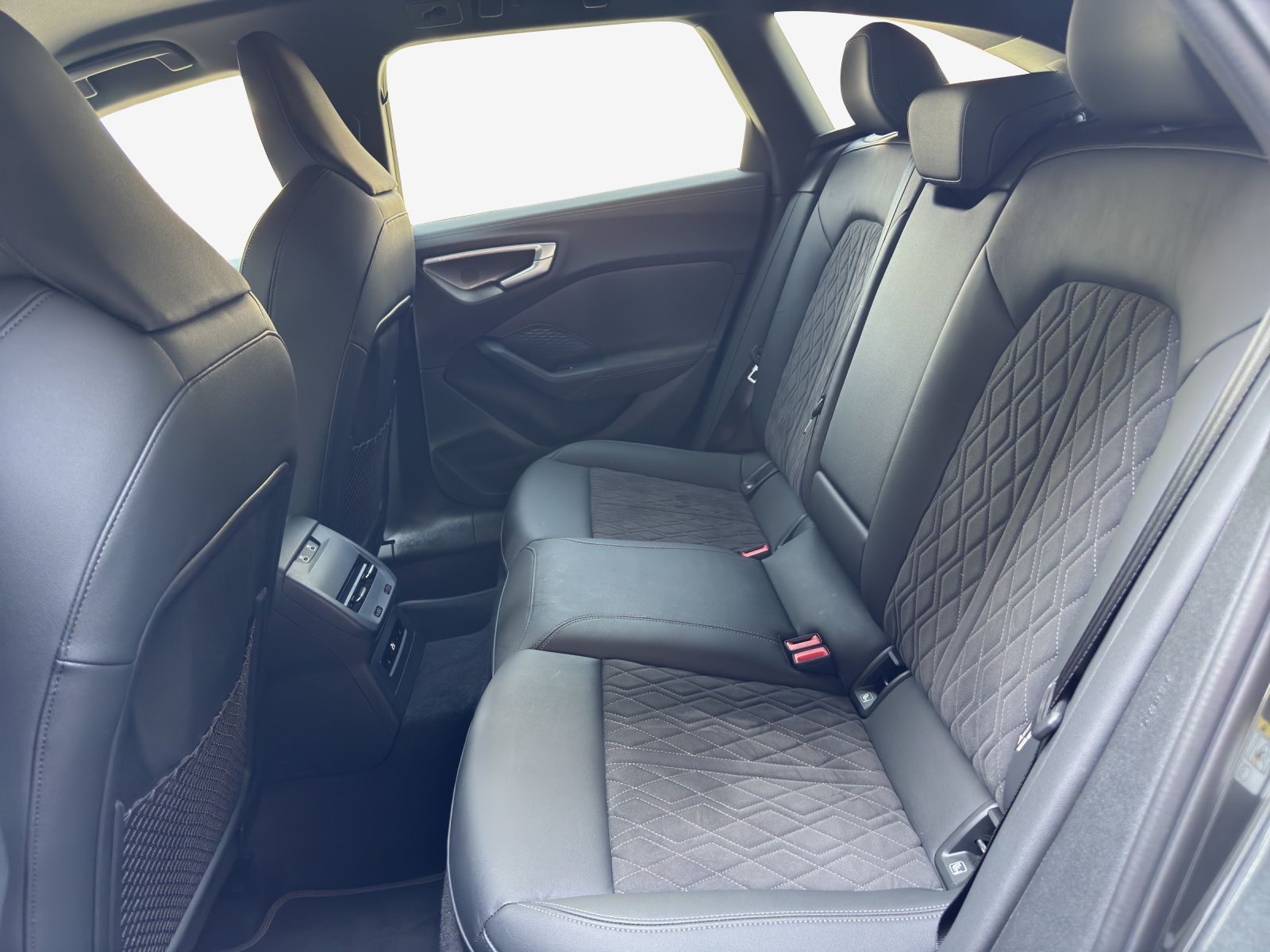 AUDI A5 Avant TDI quattro 150 kW S tronic-image-11