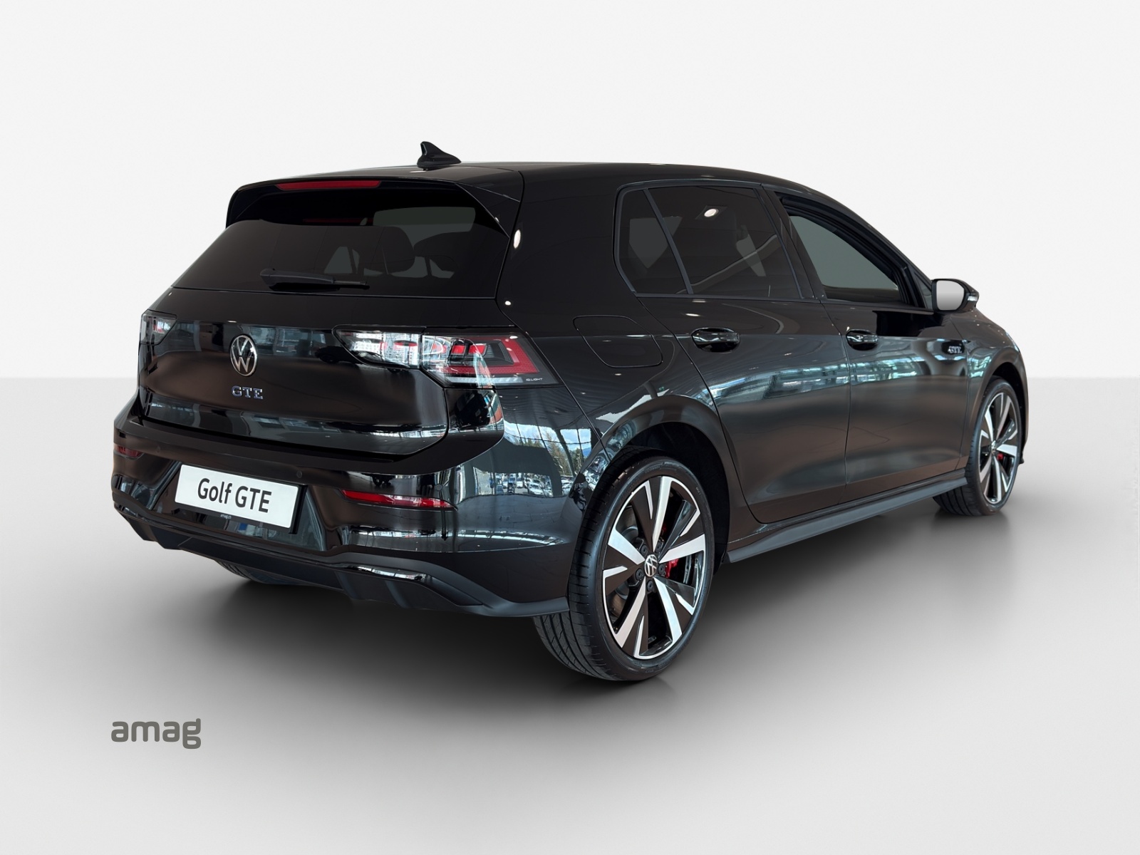 VW Golf 1.5 TSI PHEV GTE-image-2