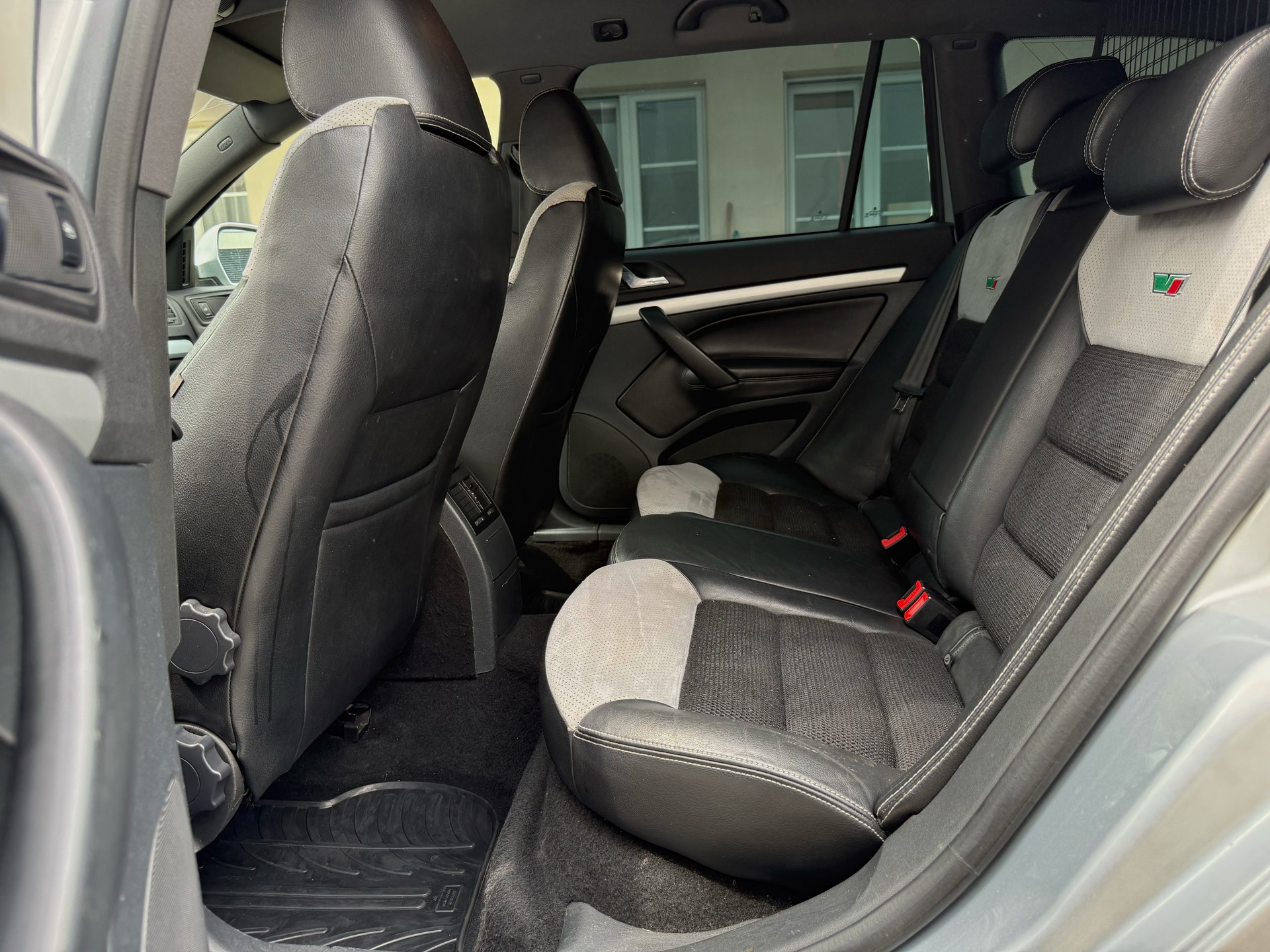 SKODA Octavia 2.0 TDI RS DSG-image-10