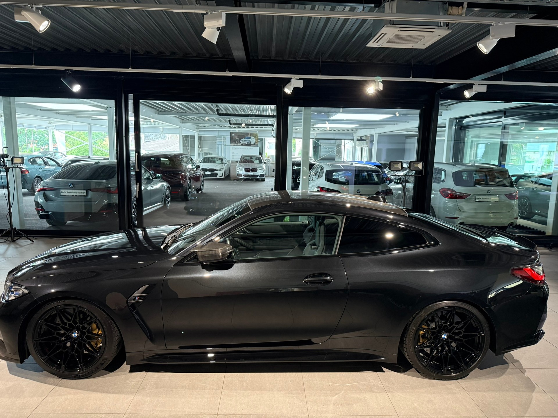 BMW M4 Coupé Competition-image-2