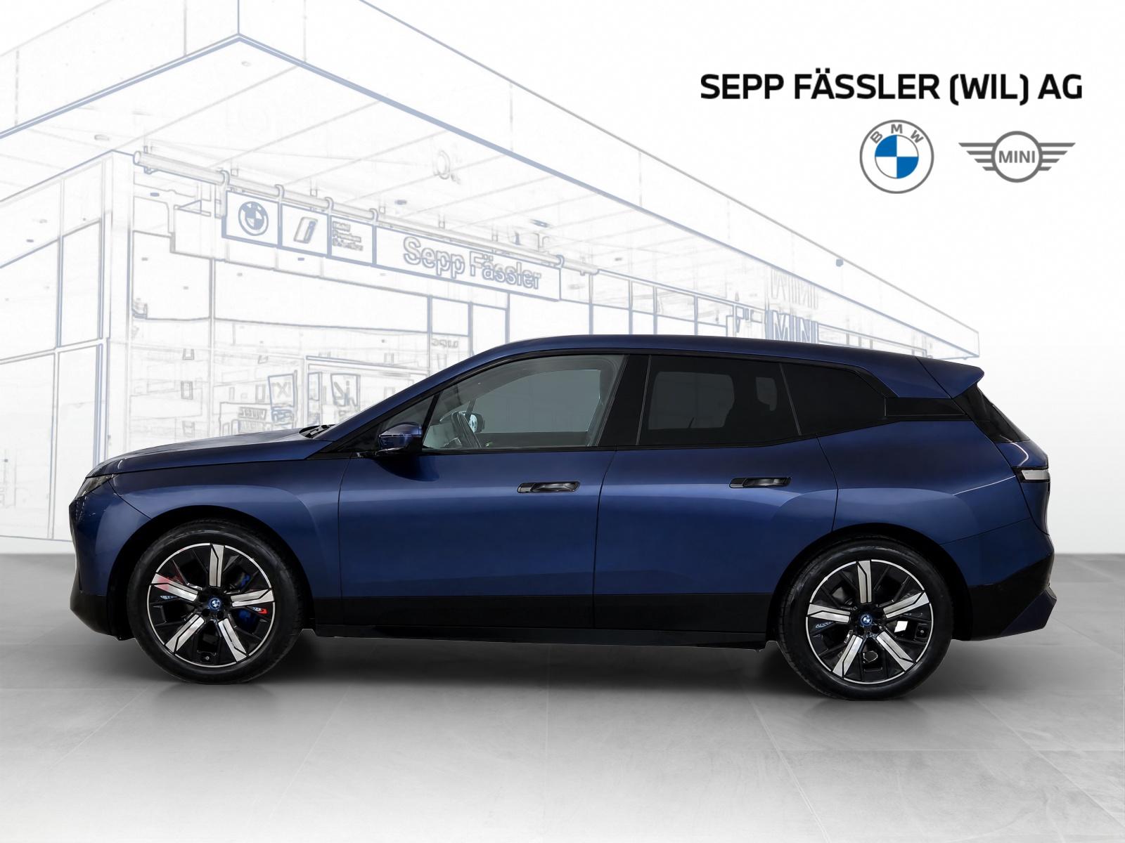 BMW iX xDrive50 Sport-image-2