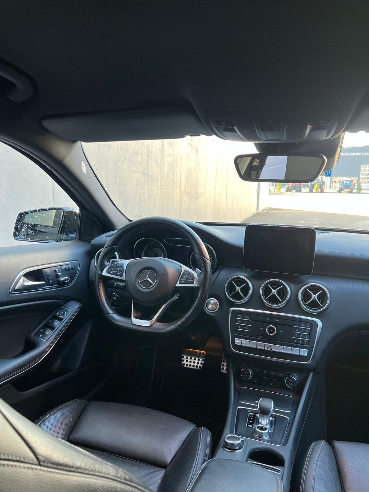 MERCEDES-BENZ A 45 AMG 4Matic Speedshift 7G-DCT-image-6