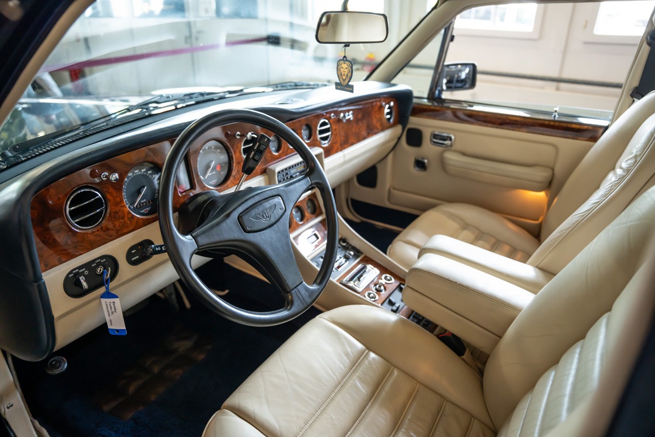 BENTLEY Turbo R LWB-image-14