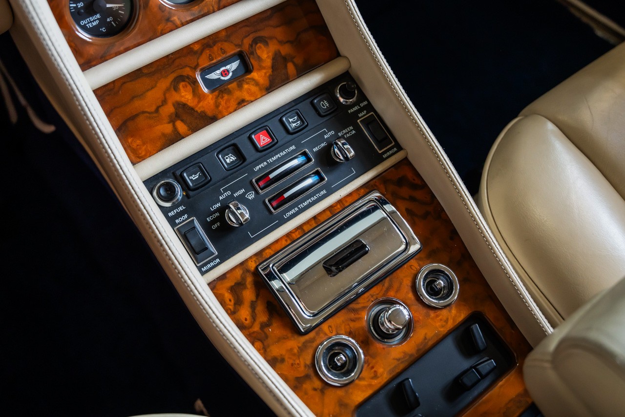 BENTLEY Turbo R LWB-image-26