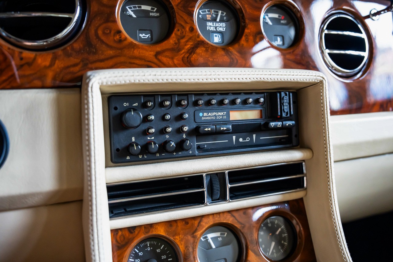 BENTLEY Turbo R LWB-image-24