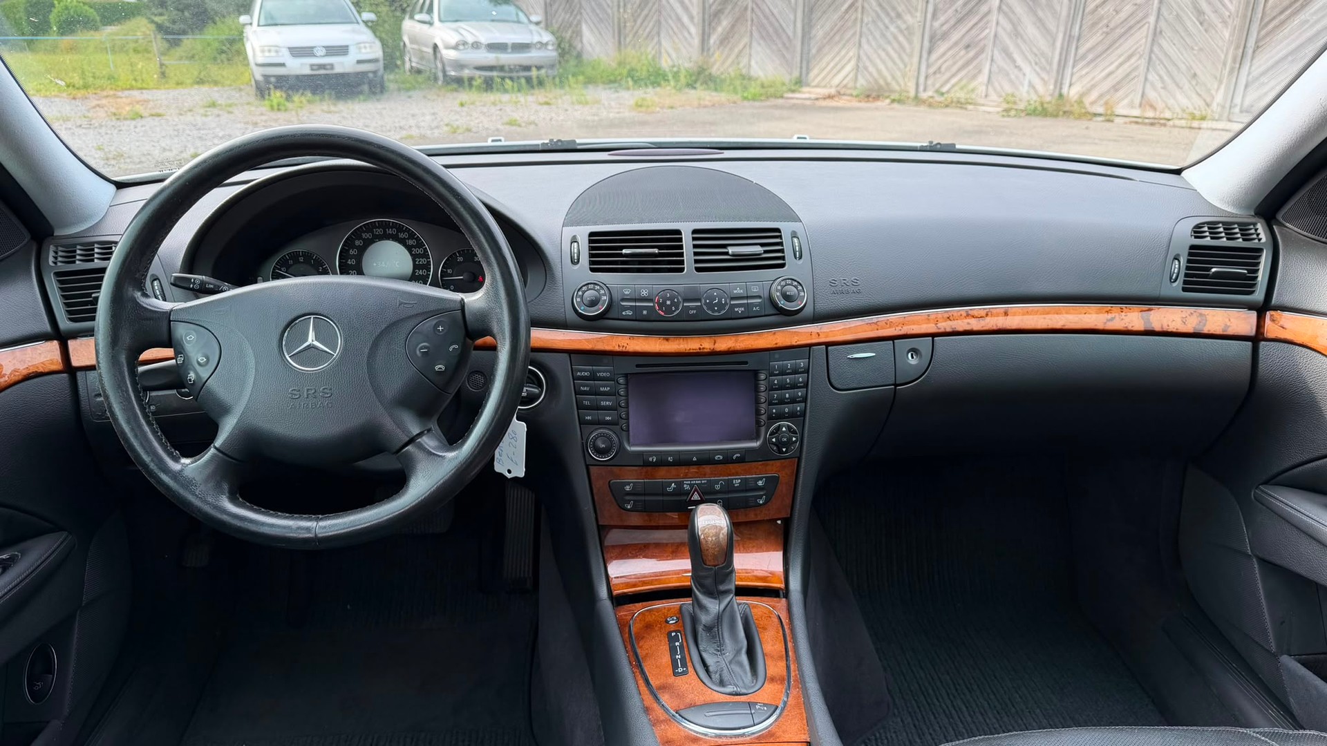 MERCEDES-BENZ E 280 CDI Classic 4Matic Automatic-image-10