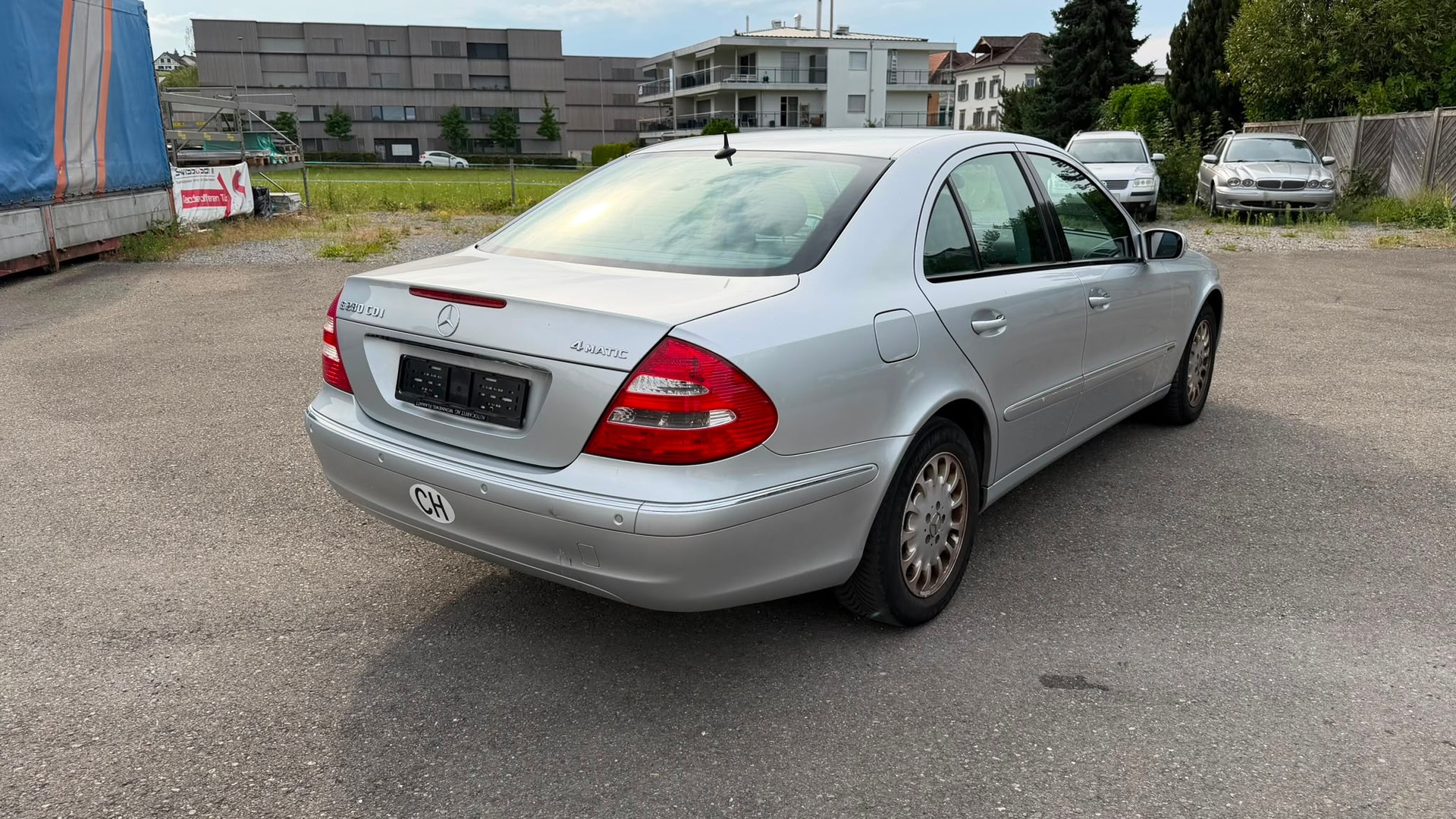 MERCEDES-BENZ E 280 CDI Classic 4Matic Automatic-image-4