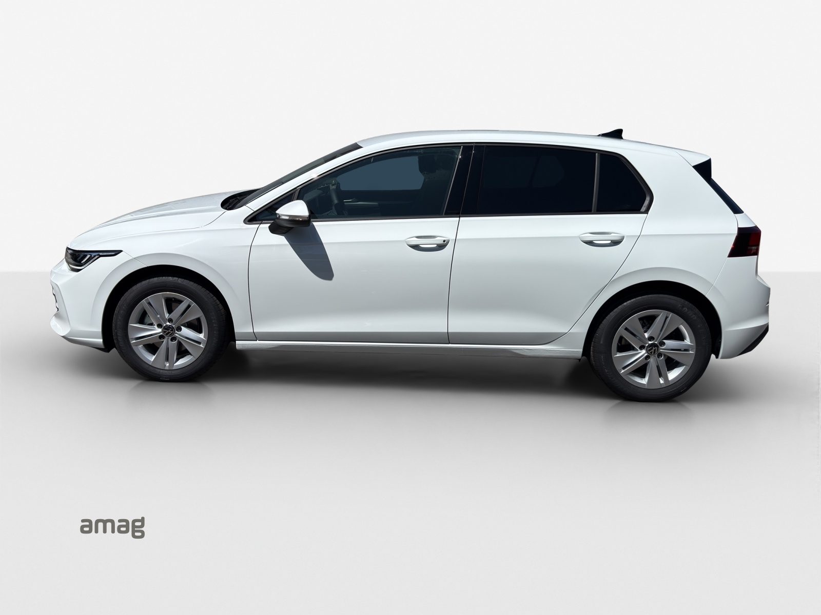 VW Golf 1.5 e TSI mHEV Value DSG-image-1