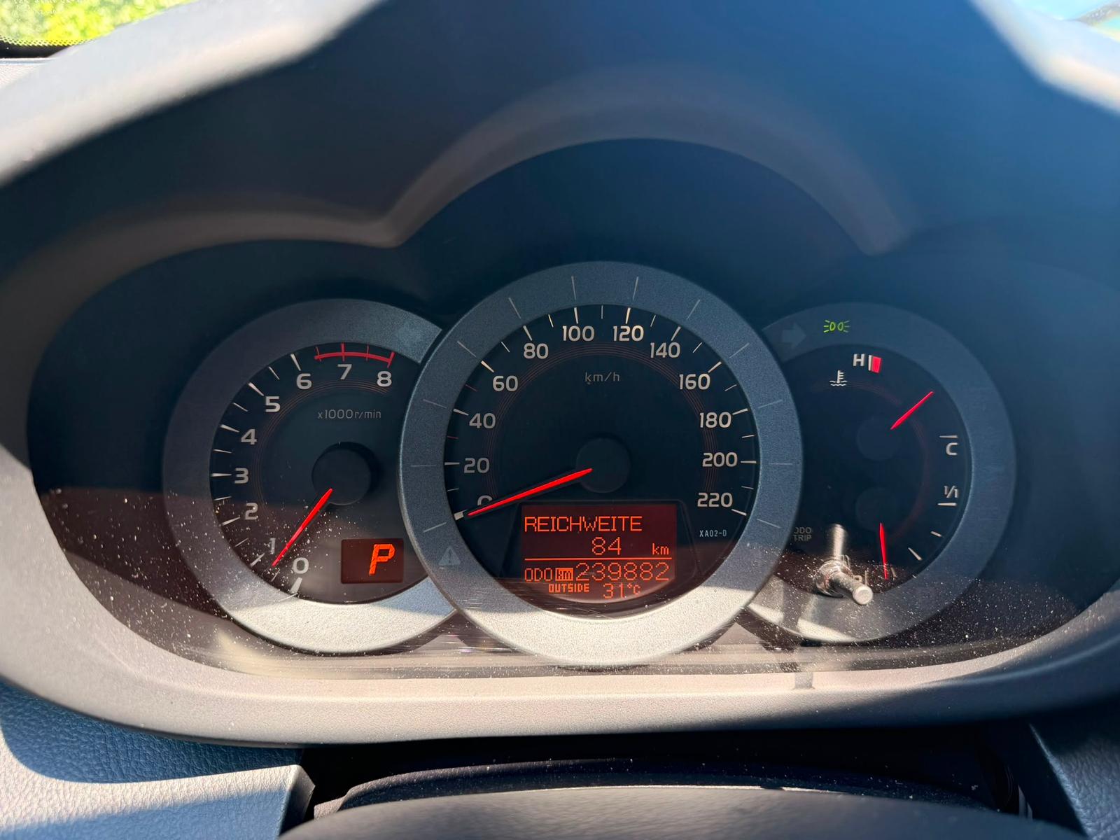 TOYOTA RAV-4 2.0 16V-image-13