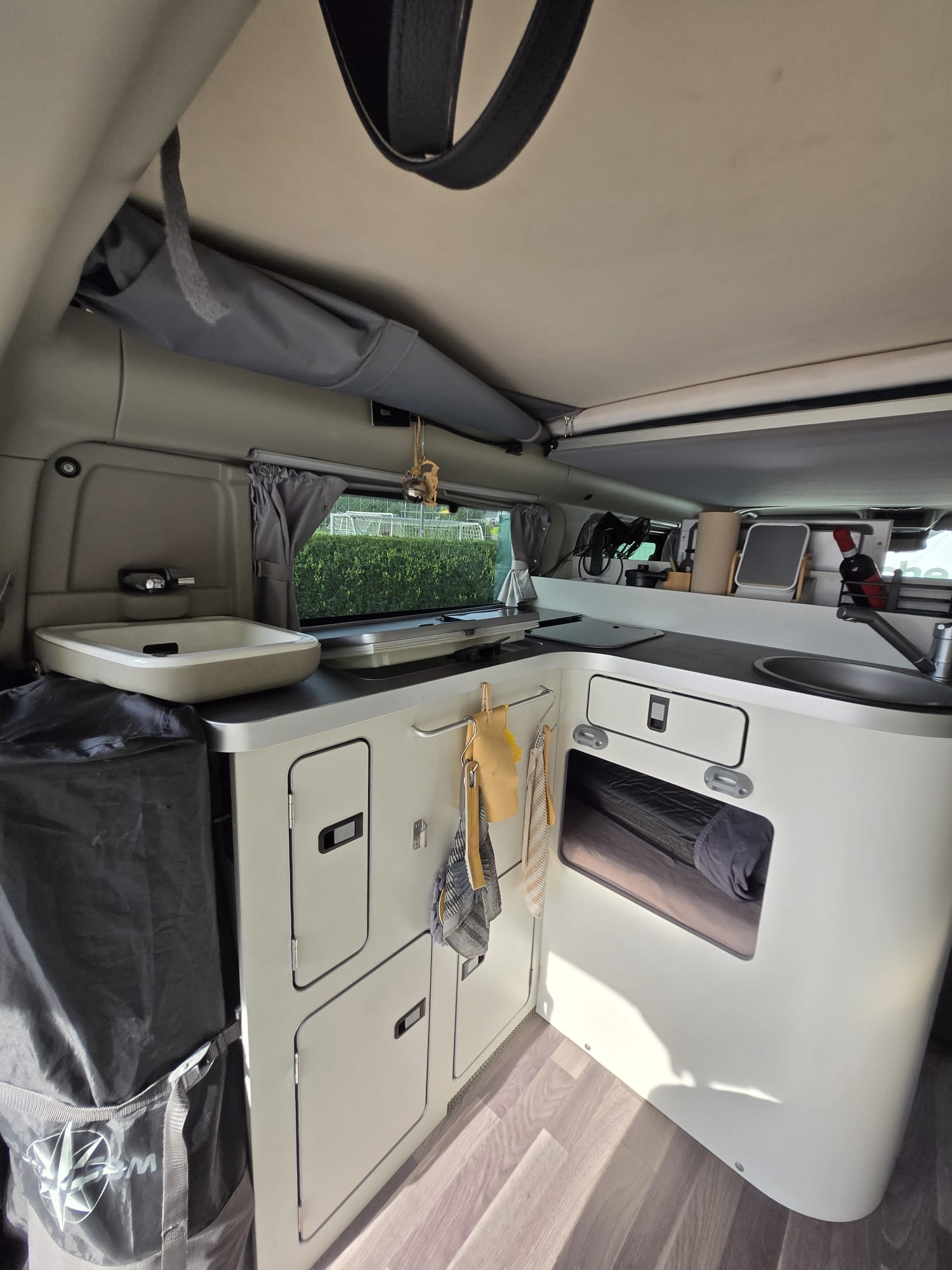 FORD Nugget Plus-image-4
