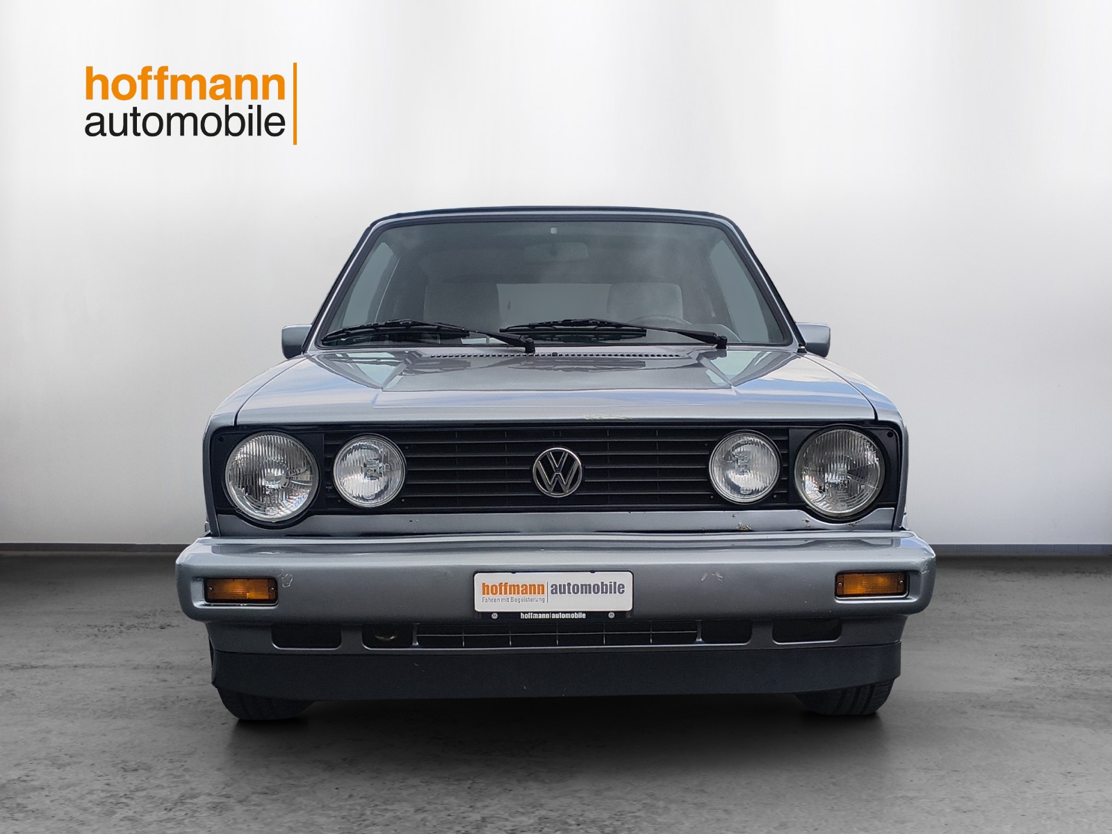 VW Golf Cabriolet 1800 (GL)-showroom-element-1