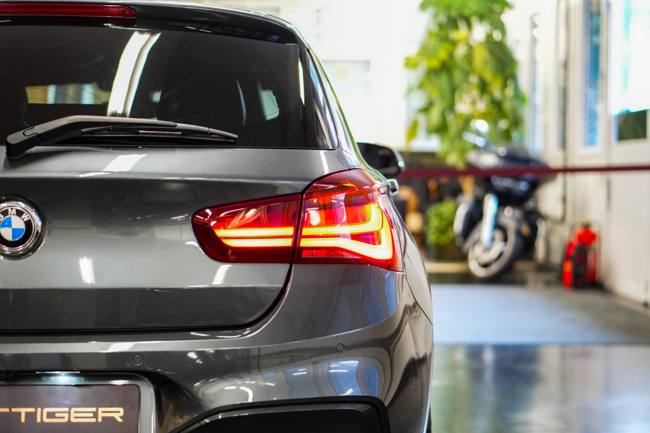BMW M140i xDrive Steptronic-image-7