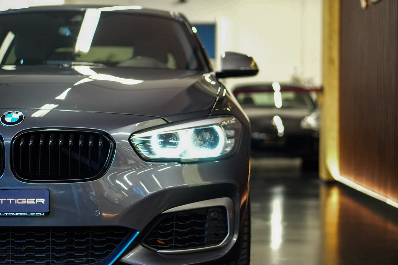 BMW M140i xDrive Steptronic-image-6