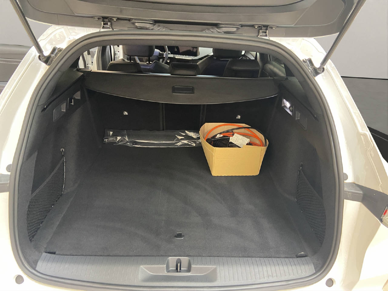 OPEL Astra Sports Tourer 1.6 T PHEV 180 GS-image-15