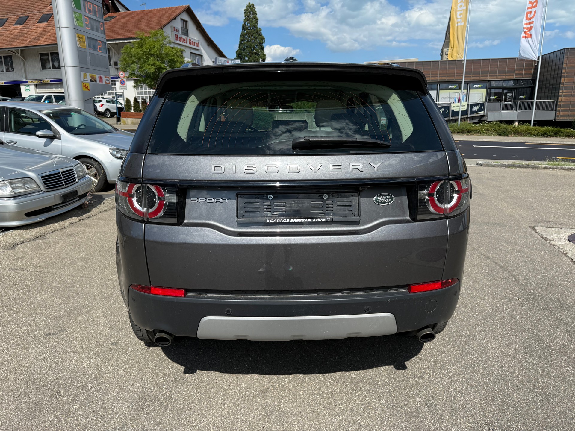 LAND ROVER Discovery Sport 2.0 TD4 Pure AT9-image-3