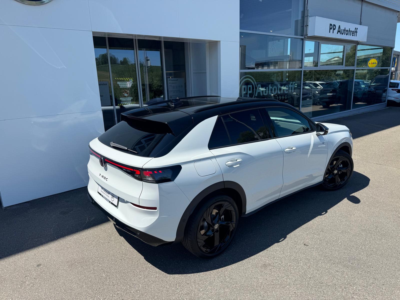 VW T-Roc 1.5 eTSI mHEV R-Line DSG-image-3