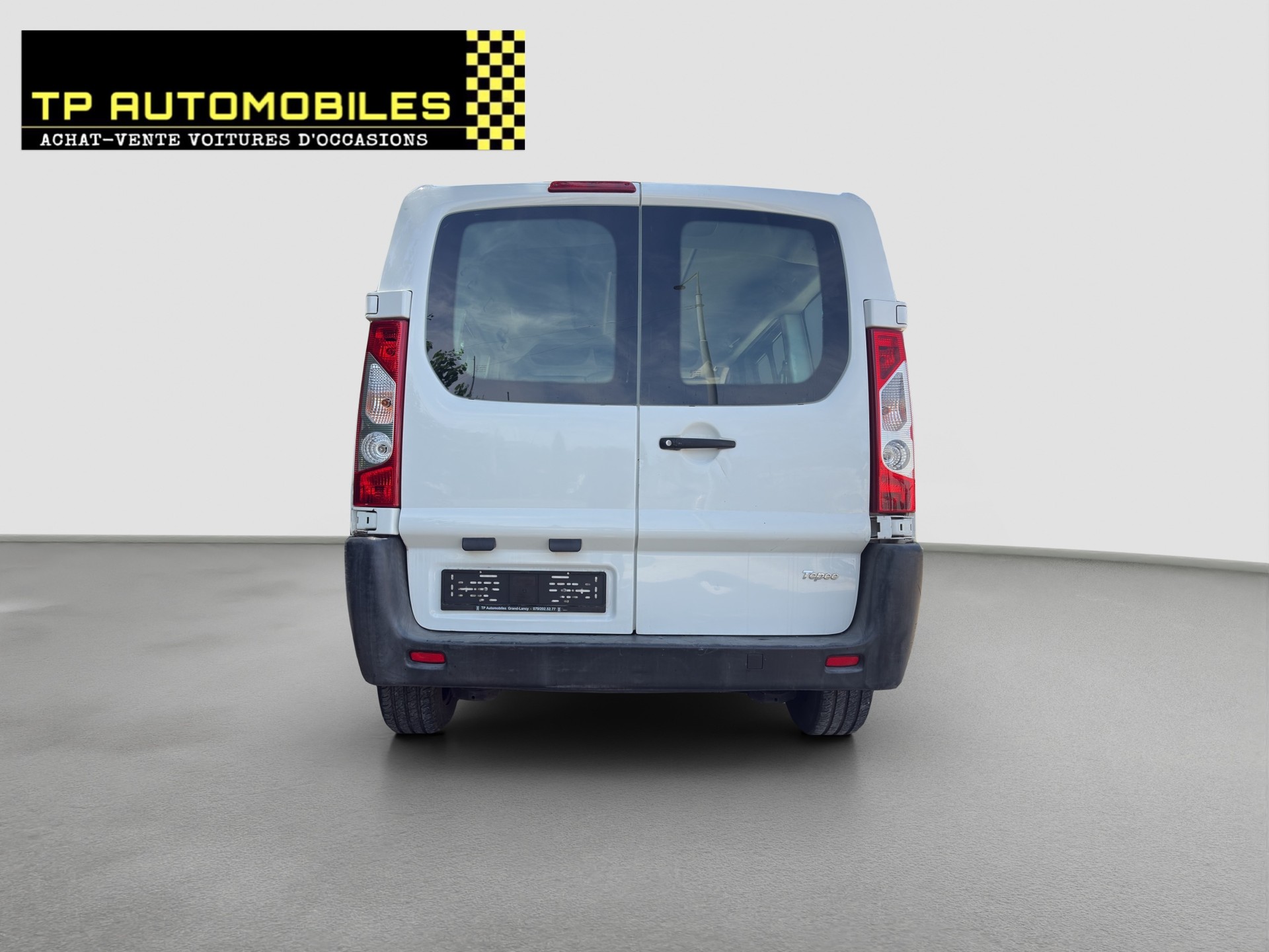 PEUGEOT Expert Tepee 1.6 HDi Confort L1 6 PLACES-image-5