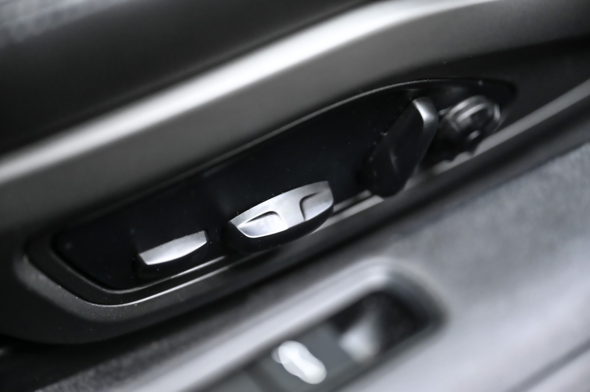PORSCHE 911 Carrera 4S PDK-image-30