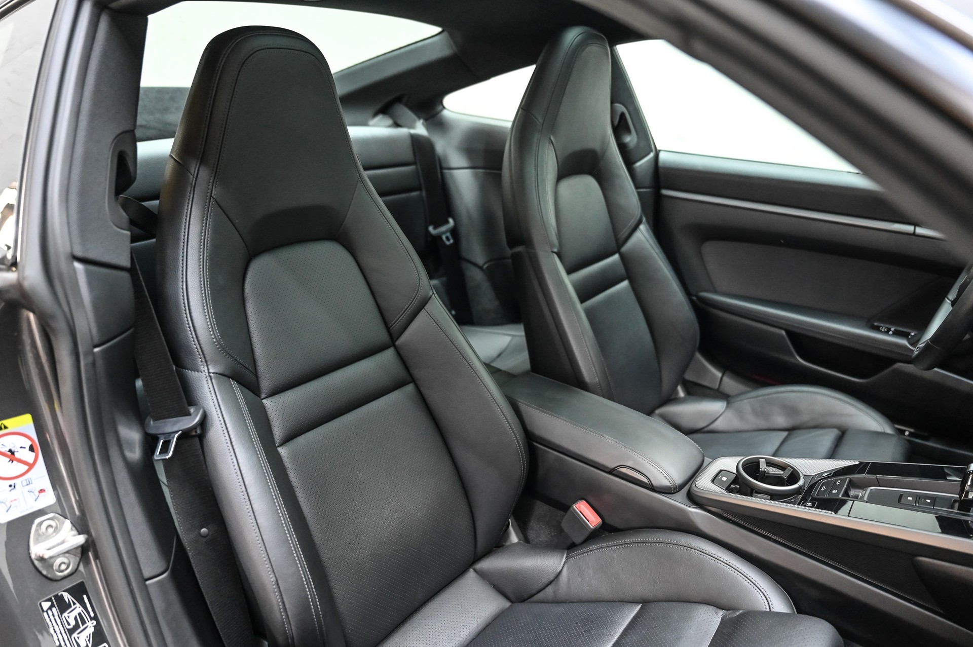 PORSCHE 911 Carrera 4S PDK-image-26