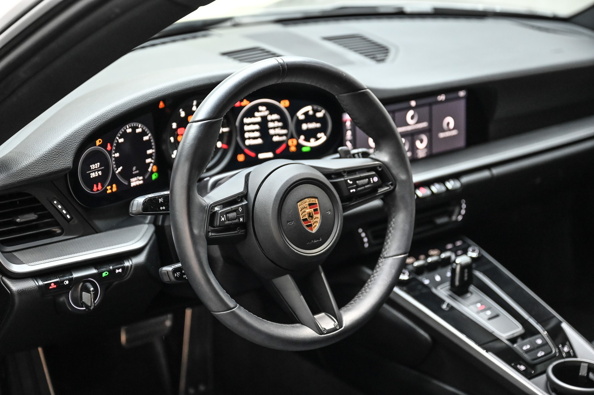PORSCHE 911 Carrera 4S PDK-image-18