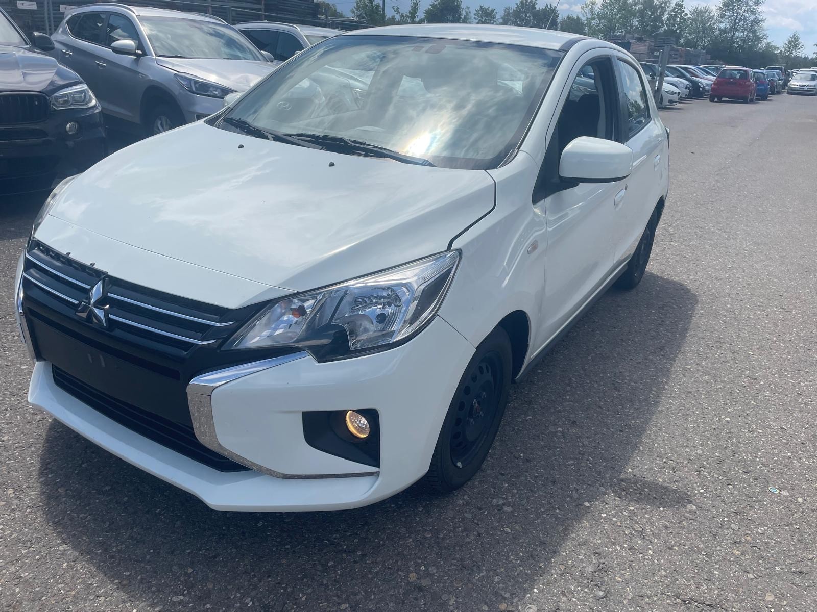 MITSUBISHI Space Star 1.2 CVT Diamond-image-2