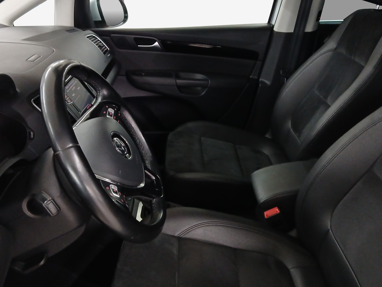 VW Sharan 2.0 TDI BMT Comfortline 4Motion DSG-image-7
