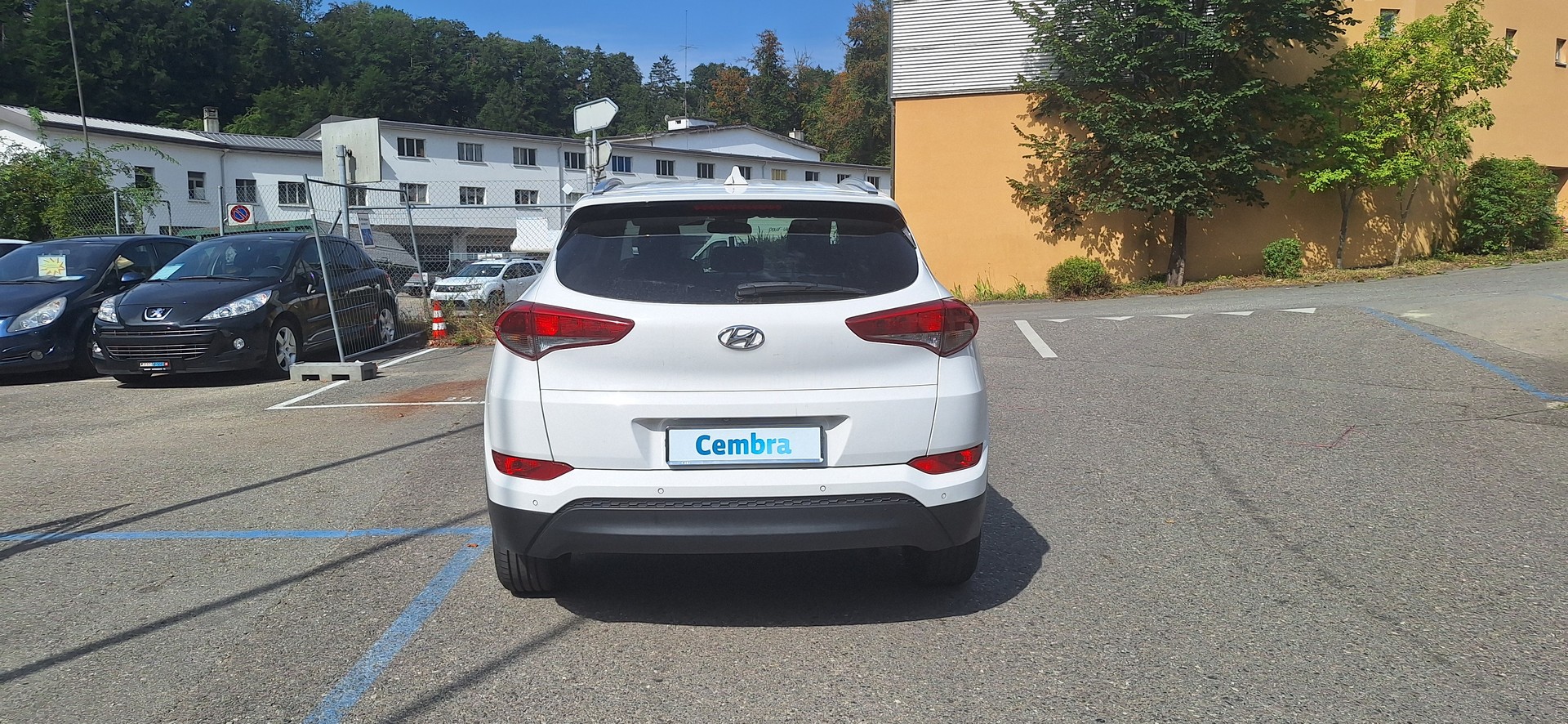 HYUNDAI Tucson 2.0 CRDI Vertex 4WD Automatic-image-5