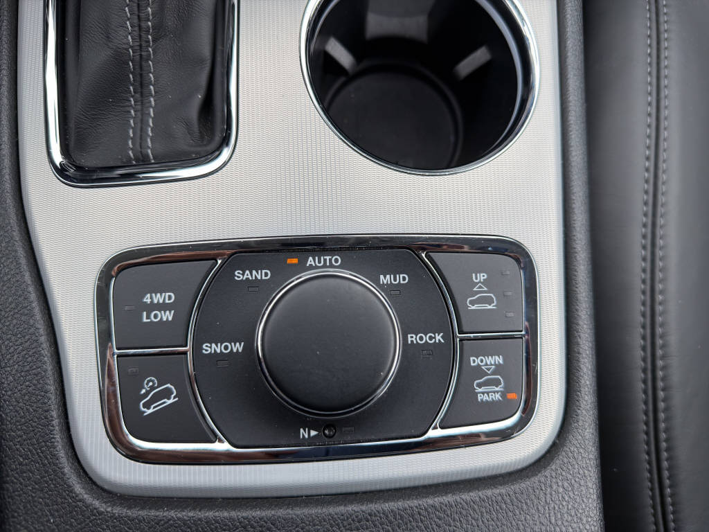 JEEP Grand Cherokee 3.0 CRD 250 Summit-image-12