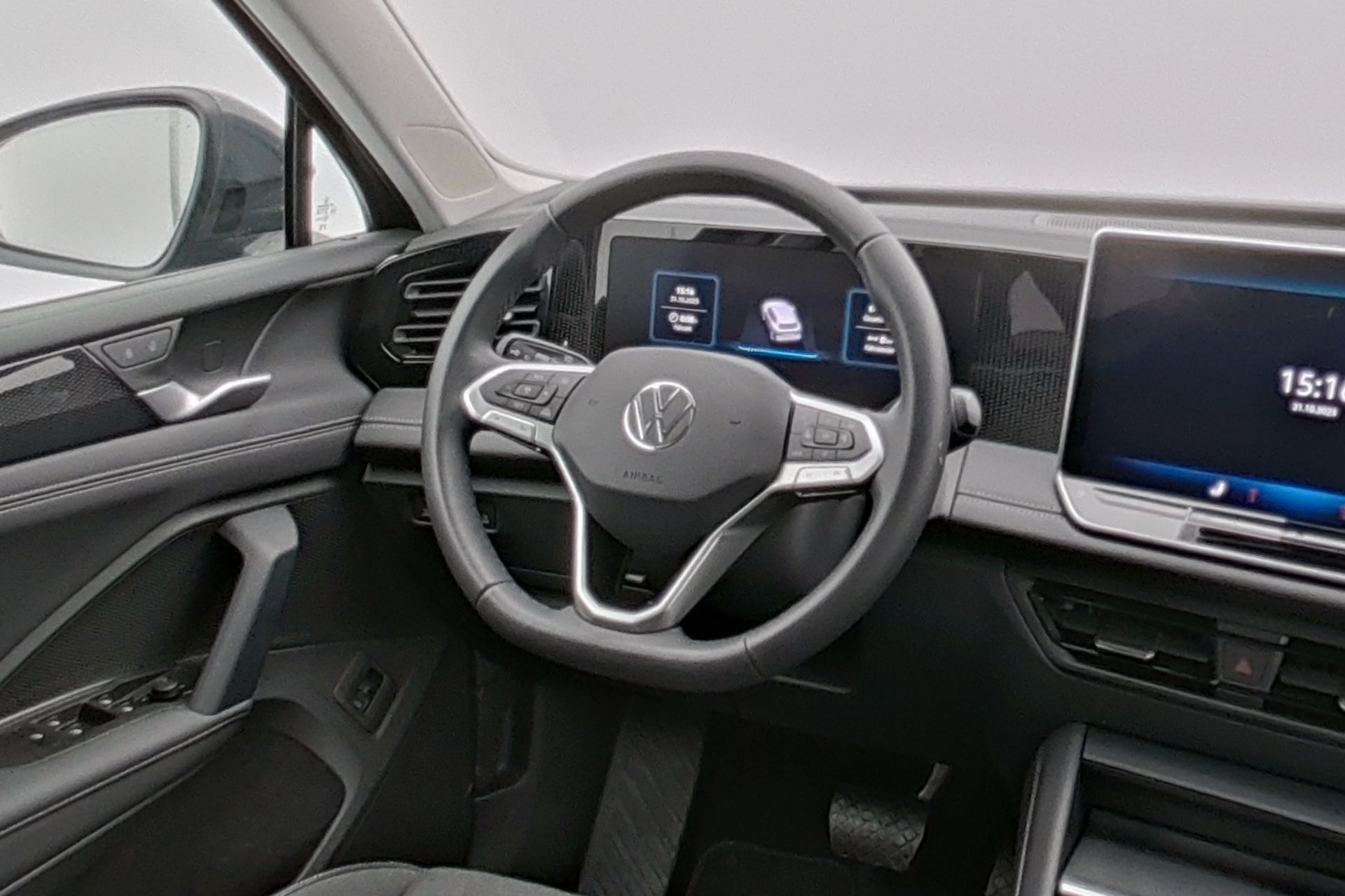 VW Tiguan 1.5 TSI Life DSG-image-6