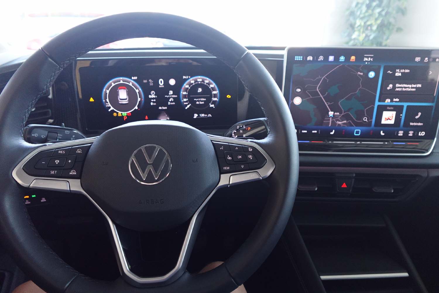 VW Tiguan 1.5 TSI Life DSG-image-9