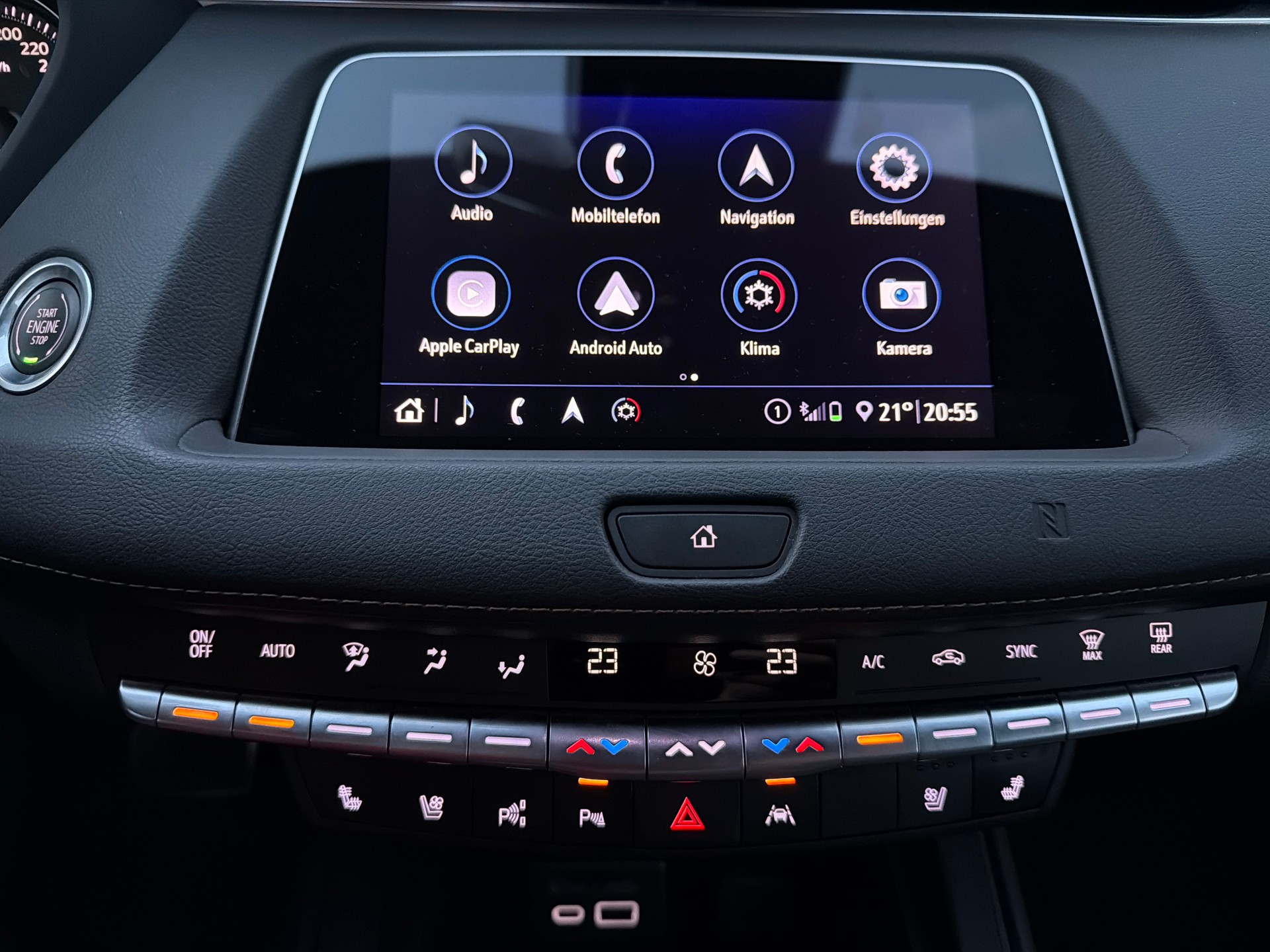 CADILLAC XT4 2.0 Launch Edition Sport AWD Automat-image-12