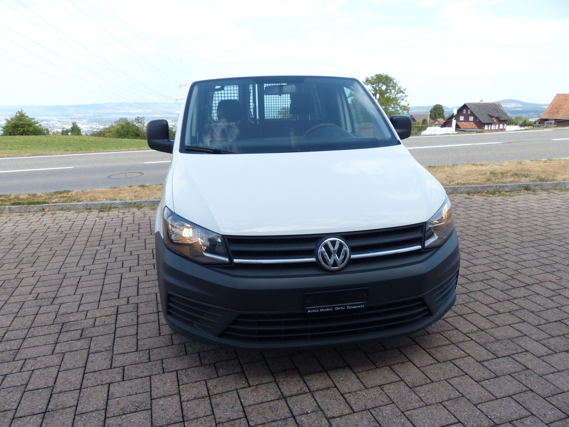 VW Caddy 2.0TDI BlueMotion Technology DSG-image-4