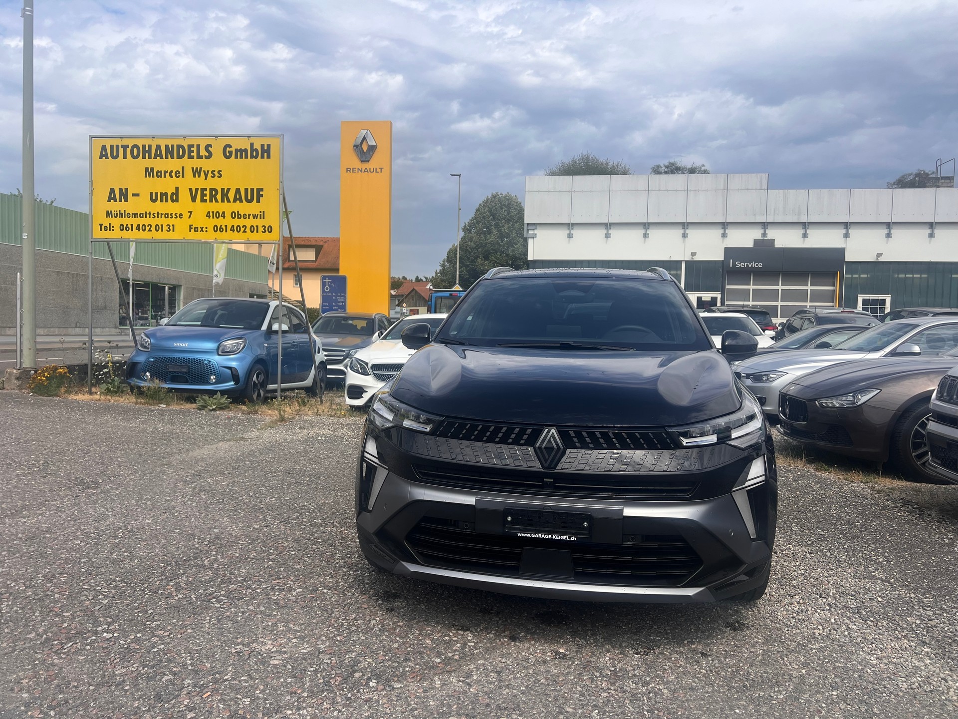 RENAULT Captur 1.3 TCe Esprit Alpine EDC-image-0