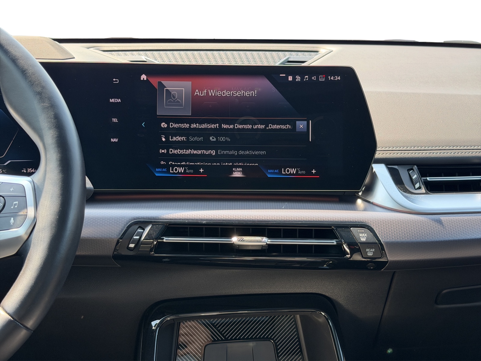 BMW iX1 xDrive 30 M Sport-image-13