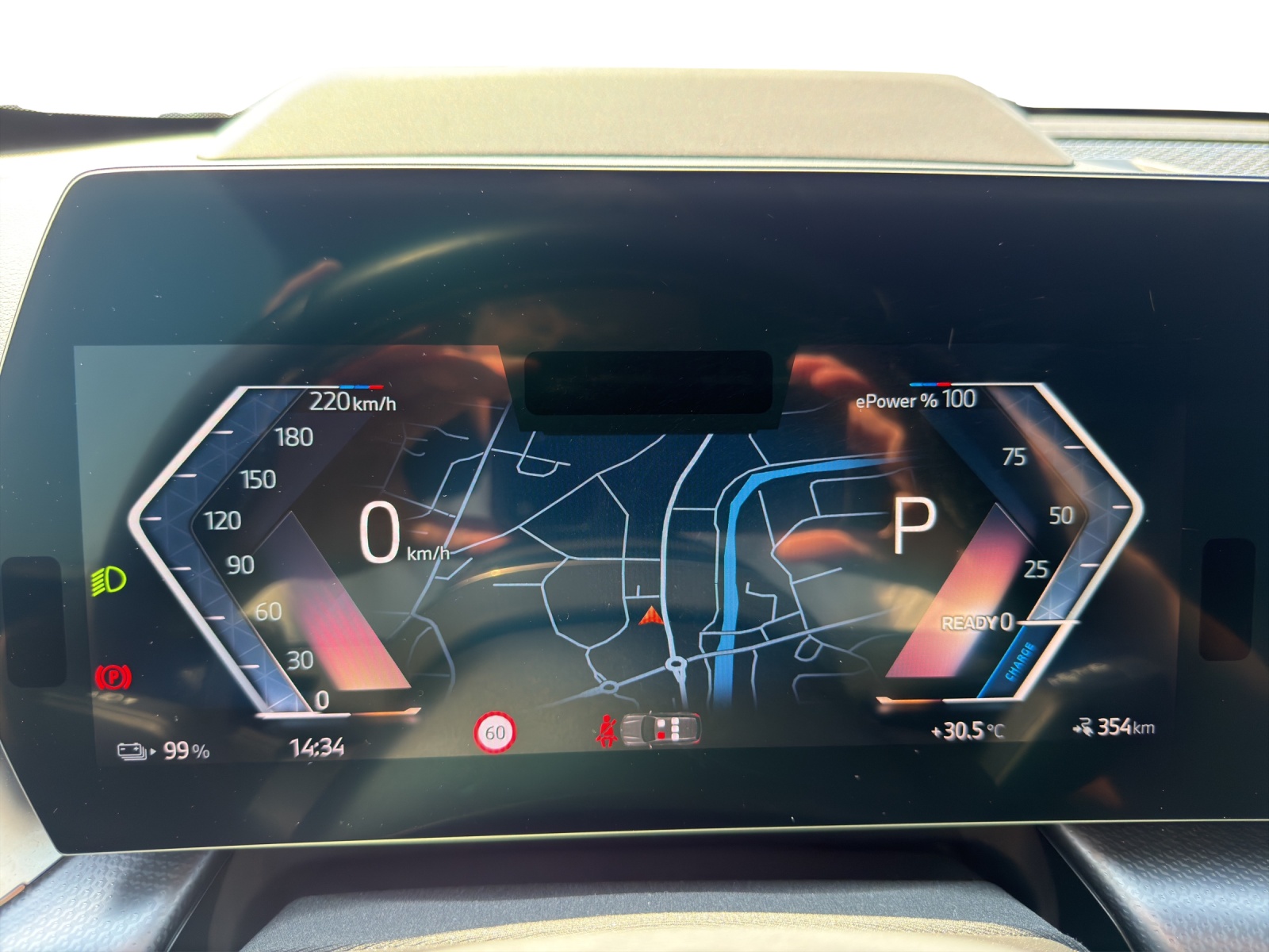 BMW iX1 xDrive 30 M Sport-image-9