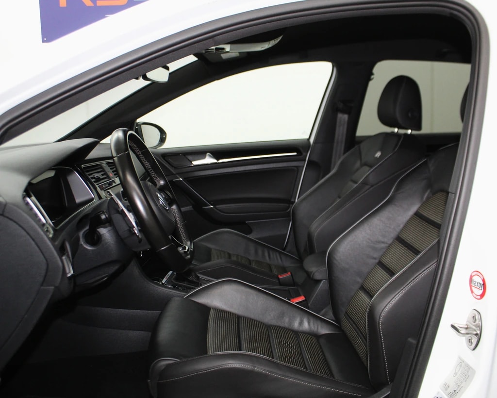 VW Golf 2.0 TSI R 4Motion DSG REMUS-Auspuffanlage / CH-Fahrzeug-image-7