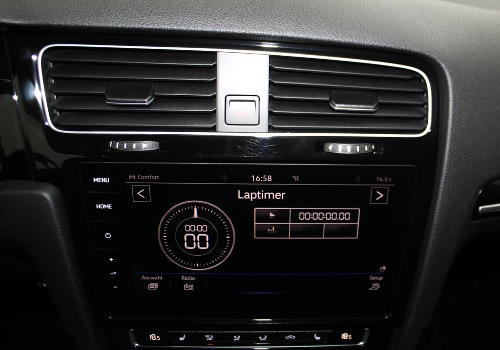 VW Golf 2.0 TSI R 4Motion DSG REMUS-Auspuffanlage / CH-Fahrzeug-image-25